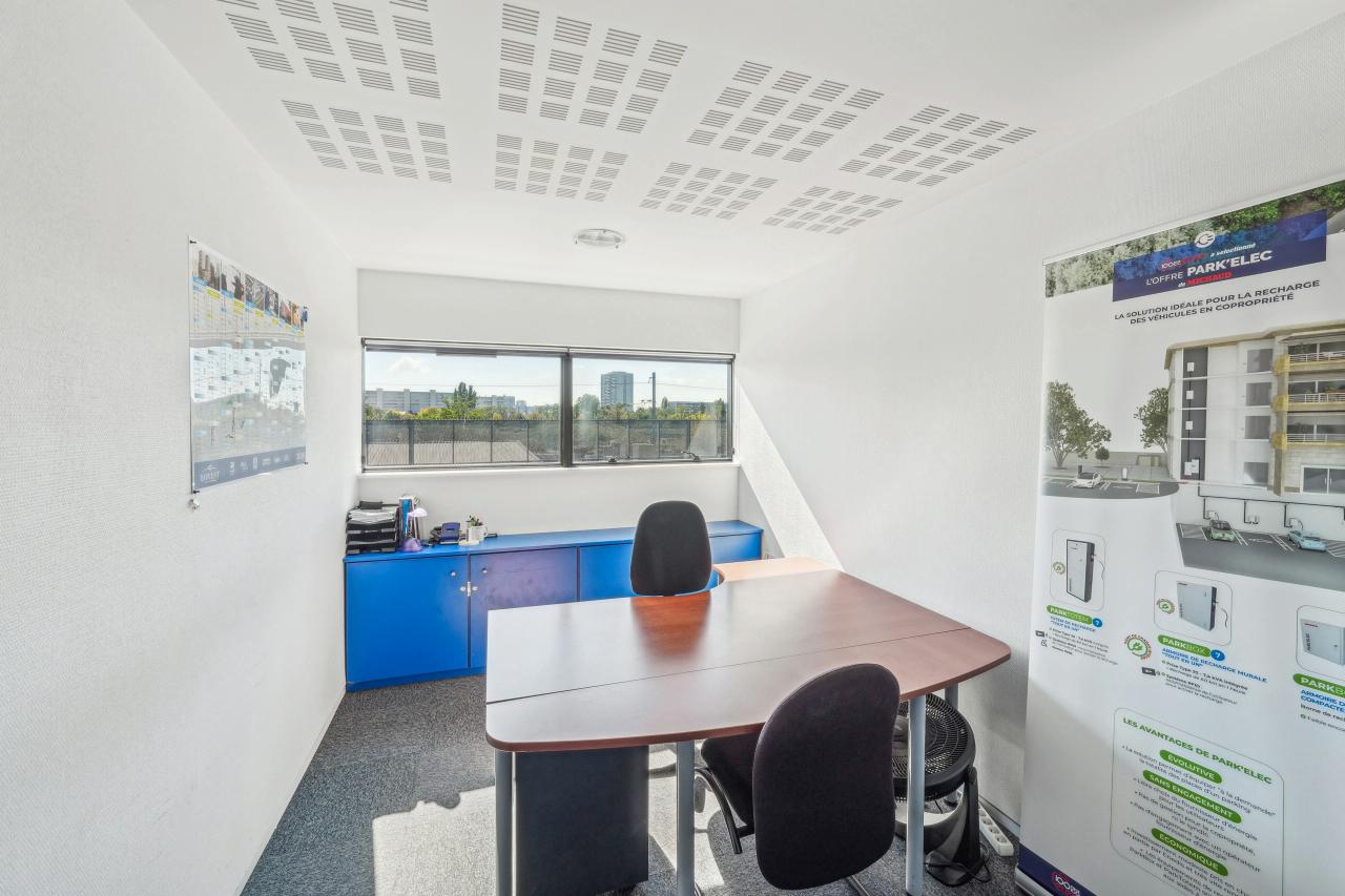 Bureau Bruges 1267m² Vente bureau Bruges Gironde OVBUR2425990 9